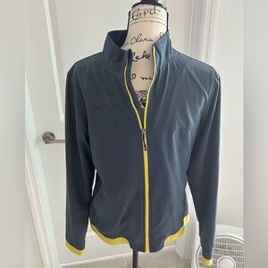 Speedo Gray and Yellow Windbreaker with Sporty Accents
